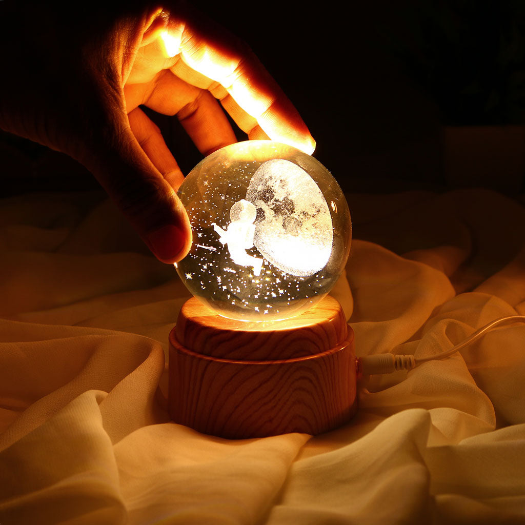 Spinning Astro Crystal Lamp